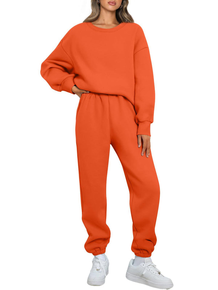 Kvinnors bekväma fritidsdräkt med oversized skärning och elastiskt midjeband Mirla-Eva Jonsson