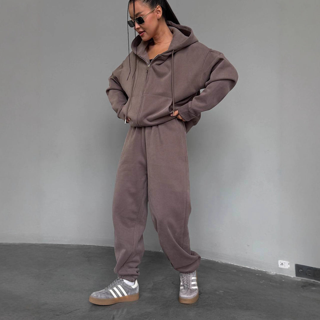 Kvinnors bekväma hoodie jumpsuit med högkvalitativ dragkedja och avslappnad passform-Eva Jonsson
