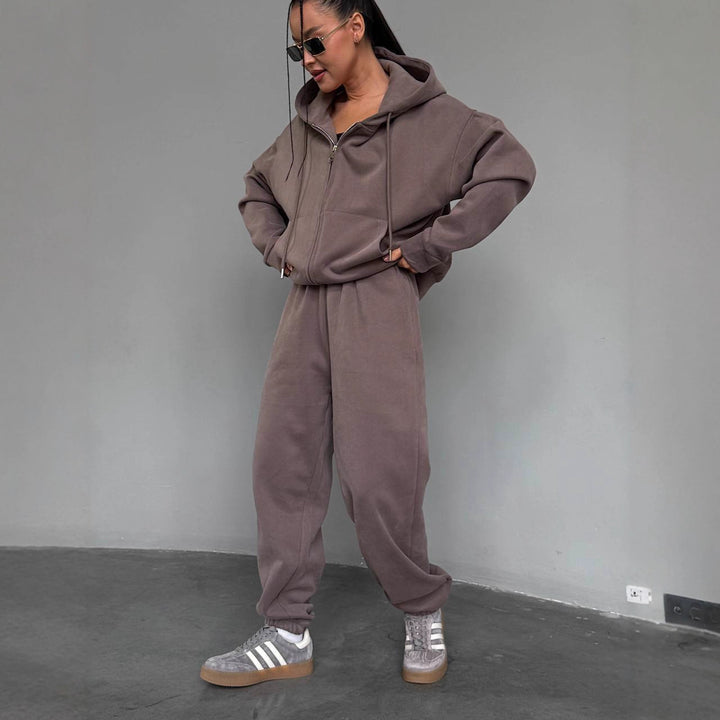 Kvinnors bekväma hoodie jumpsuit med högkvalitativ dragkedja och avslappnad passform-Eva Jonsson