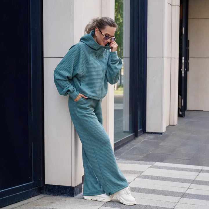 Kvinnors bekväma hoodie med bred jumpsuit Mirla-Eva Jonsson