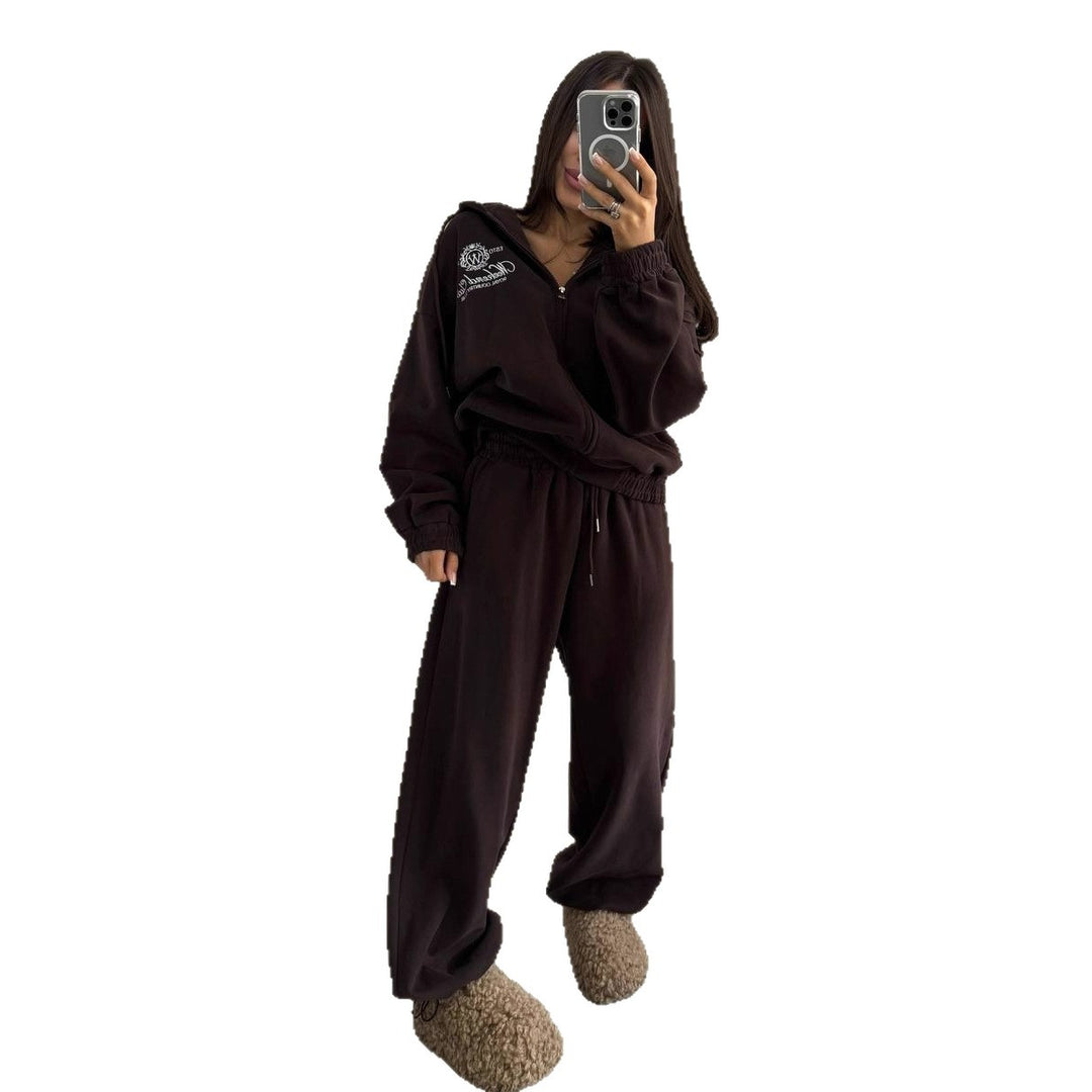 Kvinnors bekväma hoodie och avslappnade joggingbyxor set Mirla-Eva Jonsson