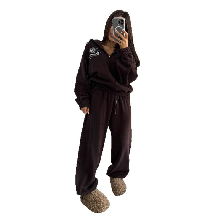 Kvinnors bekväma hoodie och avslappnade joggingbyxor set Mirla-Eva Jonsson