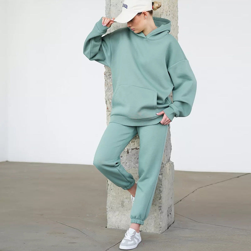 Kvinnors bekväma hoodie och joggingset Mirla-Eva Jonsson
