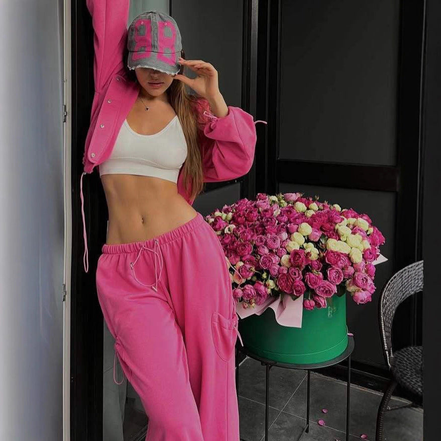 Kvinnors bekväma hoodie träningsoverall med praktiska dragsnören och knappdetaljer Mirla-Eva Jonsson