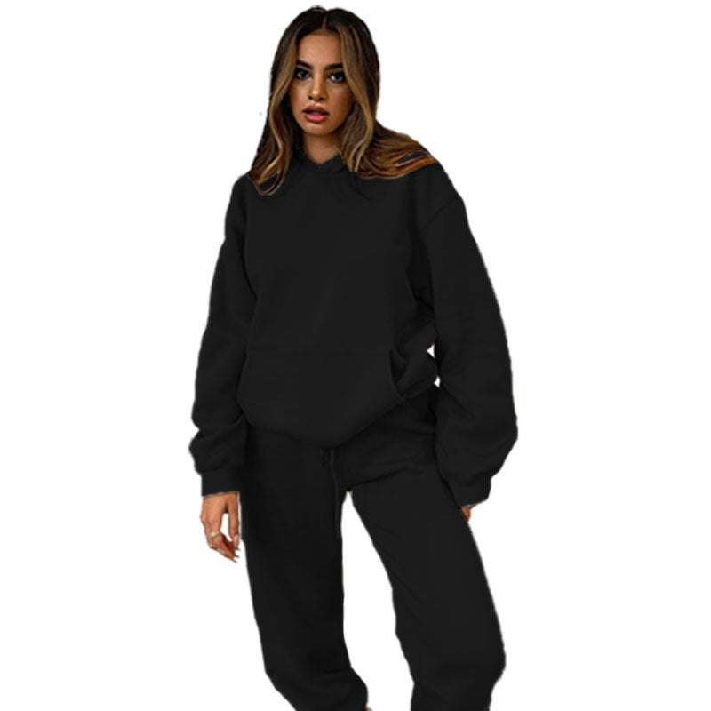 Kvinnors bekväma huvtröja-set tillverkat av högkvalitativt sweatshirtmaterial Mirla-Eva Jonsson