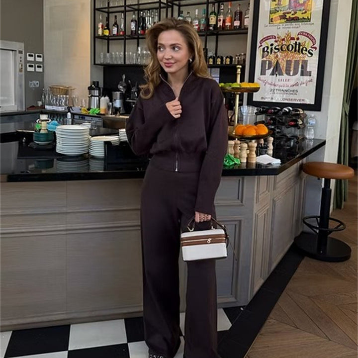 Kvinnors bekväma jumpsuit med vida ben och huva Mirla-Eva Jonsson