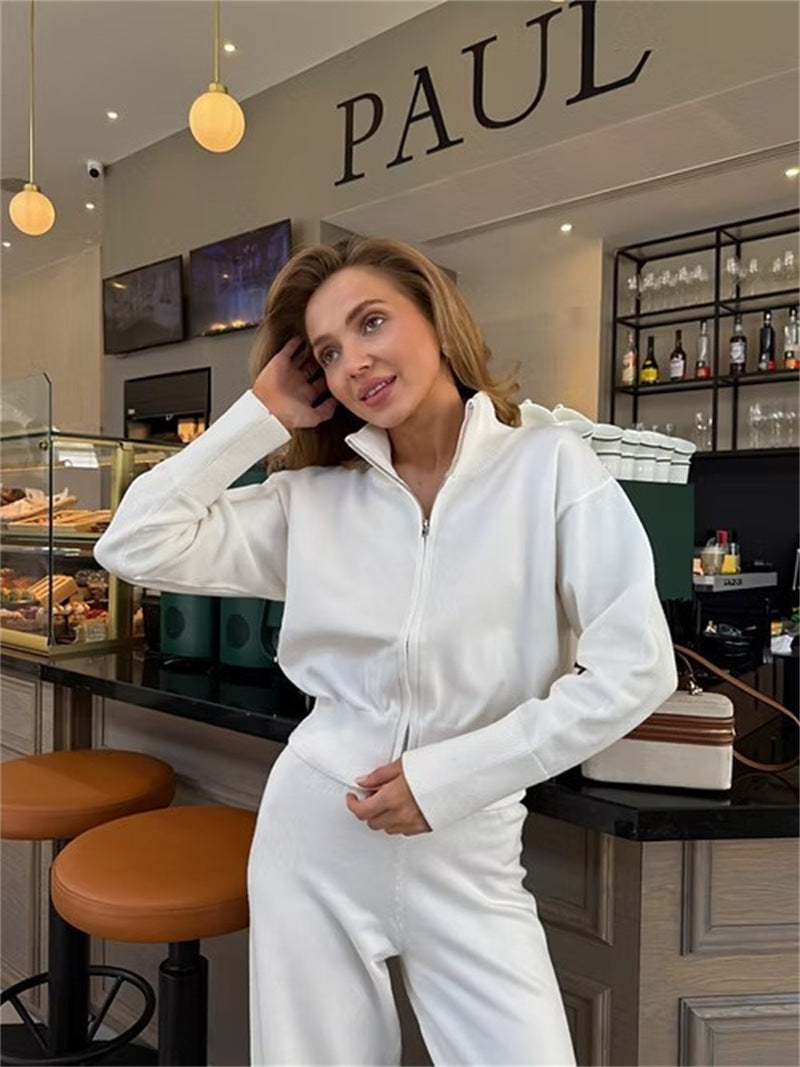 Kvinnors bekväma jumpsuit med vida ben och huva Mirla-Eva Jonsson