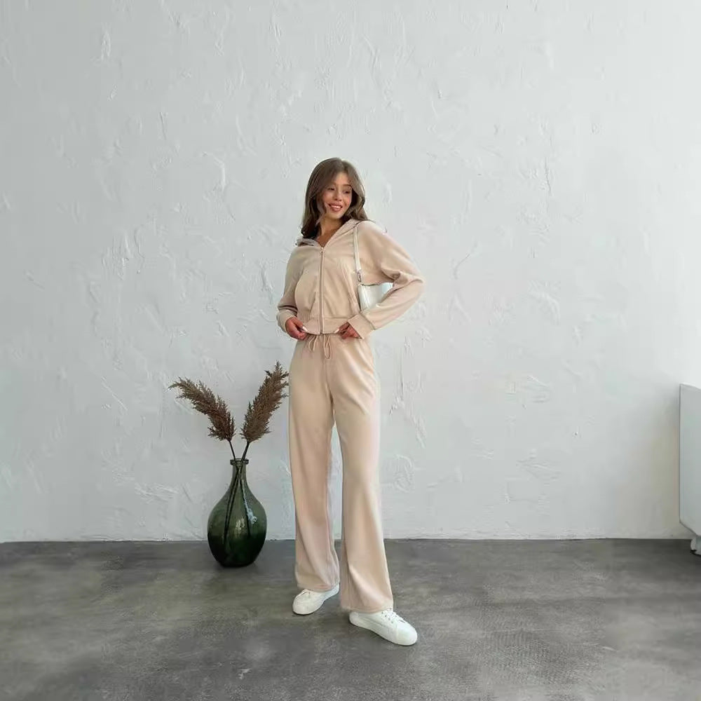 Kvinnors bekväma lounge-set med huva topp och vida byxor Mirla-Eva Jonsson