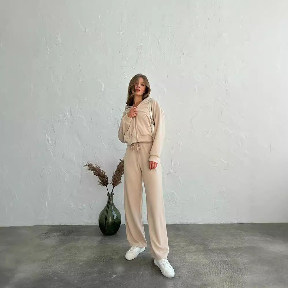 Kvinnors bekväma lounge-set med huva topp och vida byxor Mirla-Eva Jonsson