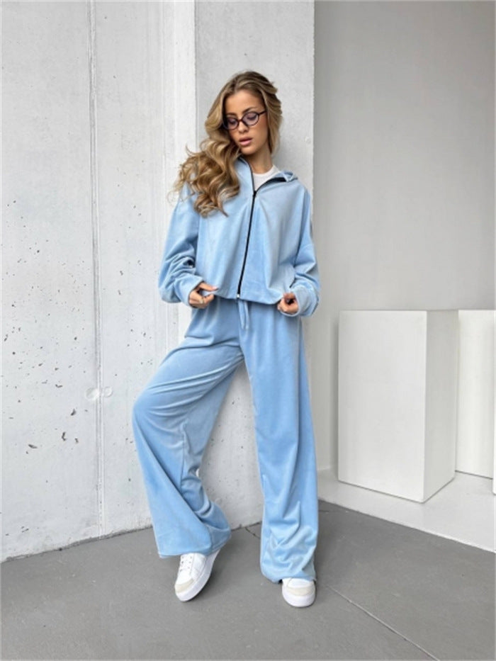 Kvinnors bekväma loungedress med lös jacka och vida byxor Mirla-Eva Jonsson