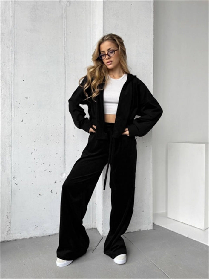 Kvinnors bekväma loungedress med lös jacka och vida byxor Mirla-Eva Jonsson