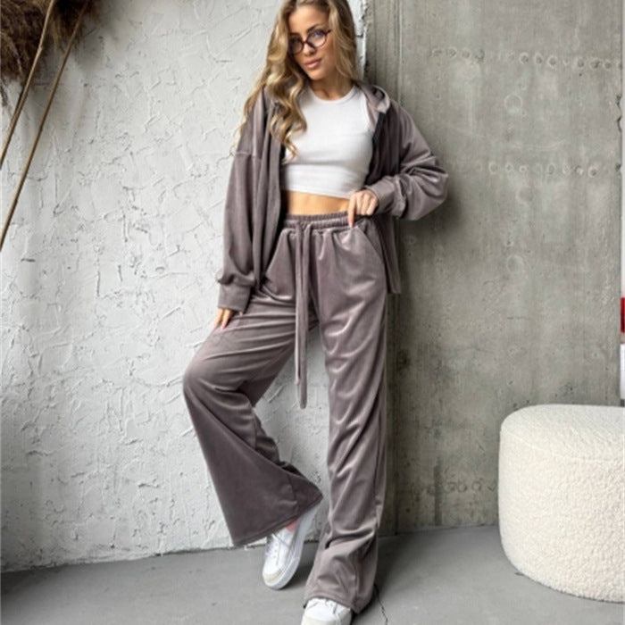 Kvinnors bekväma loungedress med lös jacka och vida byxor Mirla-Eva Jonsson