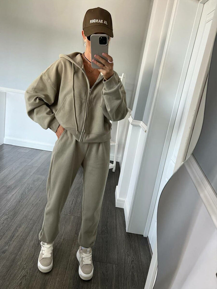 Kvinnors bekväma oversized sweatshirt med avslappnade joggingbyxor Mirla-Eva Jonsson
