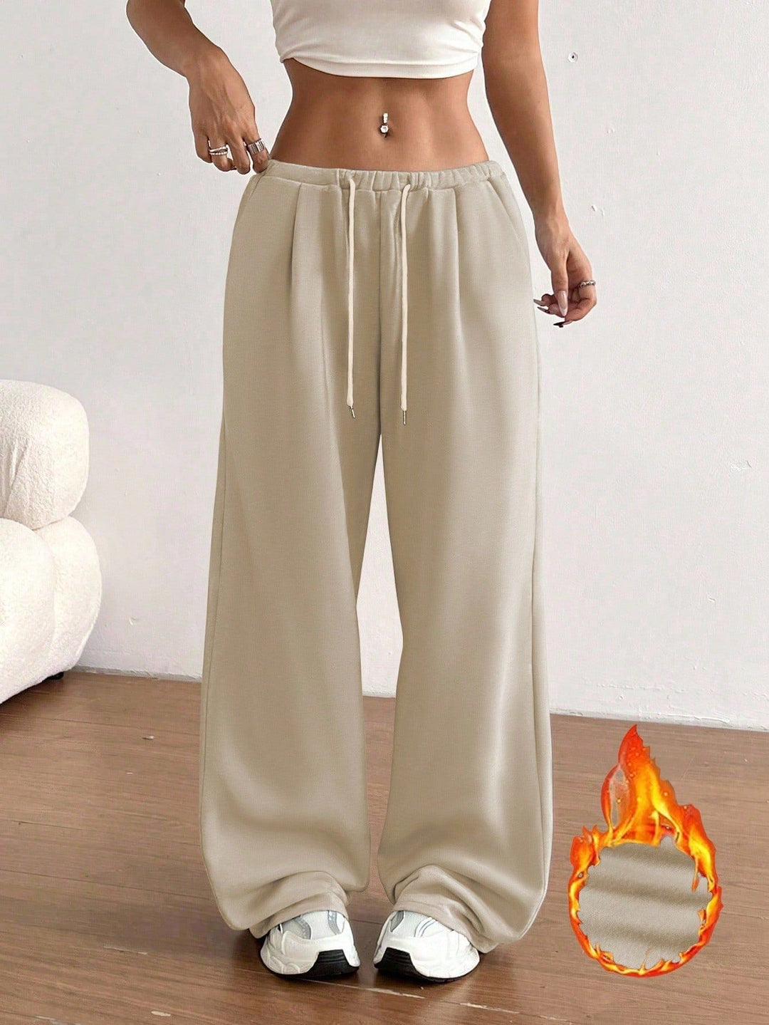 Kvinnors bekväma sweatpants med avslappnad passform och sidofickor Mirla-Eva Jonsson
