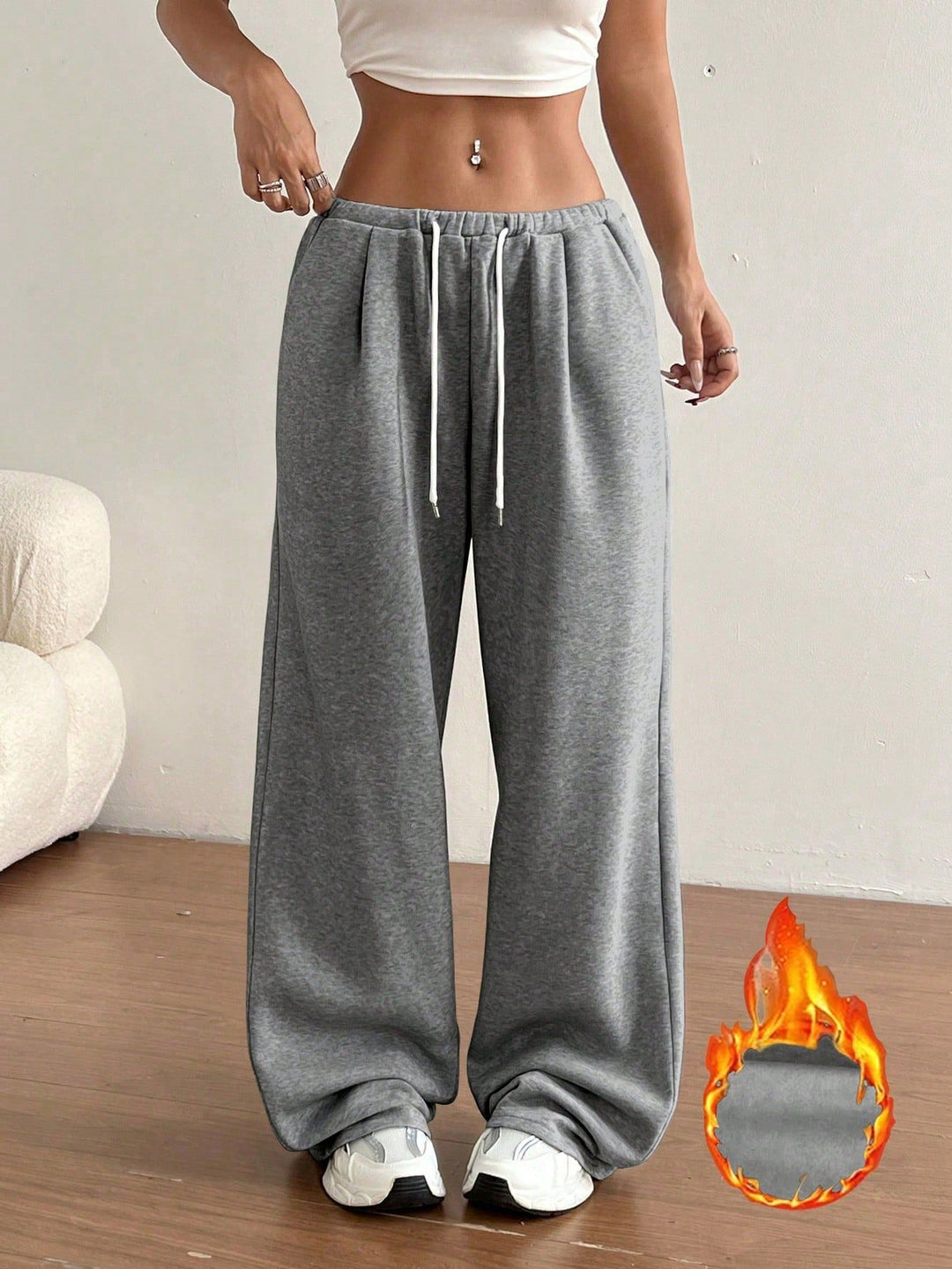 Kvinnors bekväma sweatpants med avslappnad passform och sidofickor Mirla-Eva Jonsson