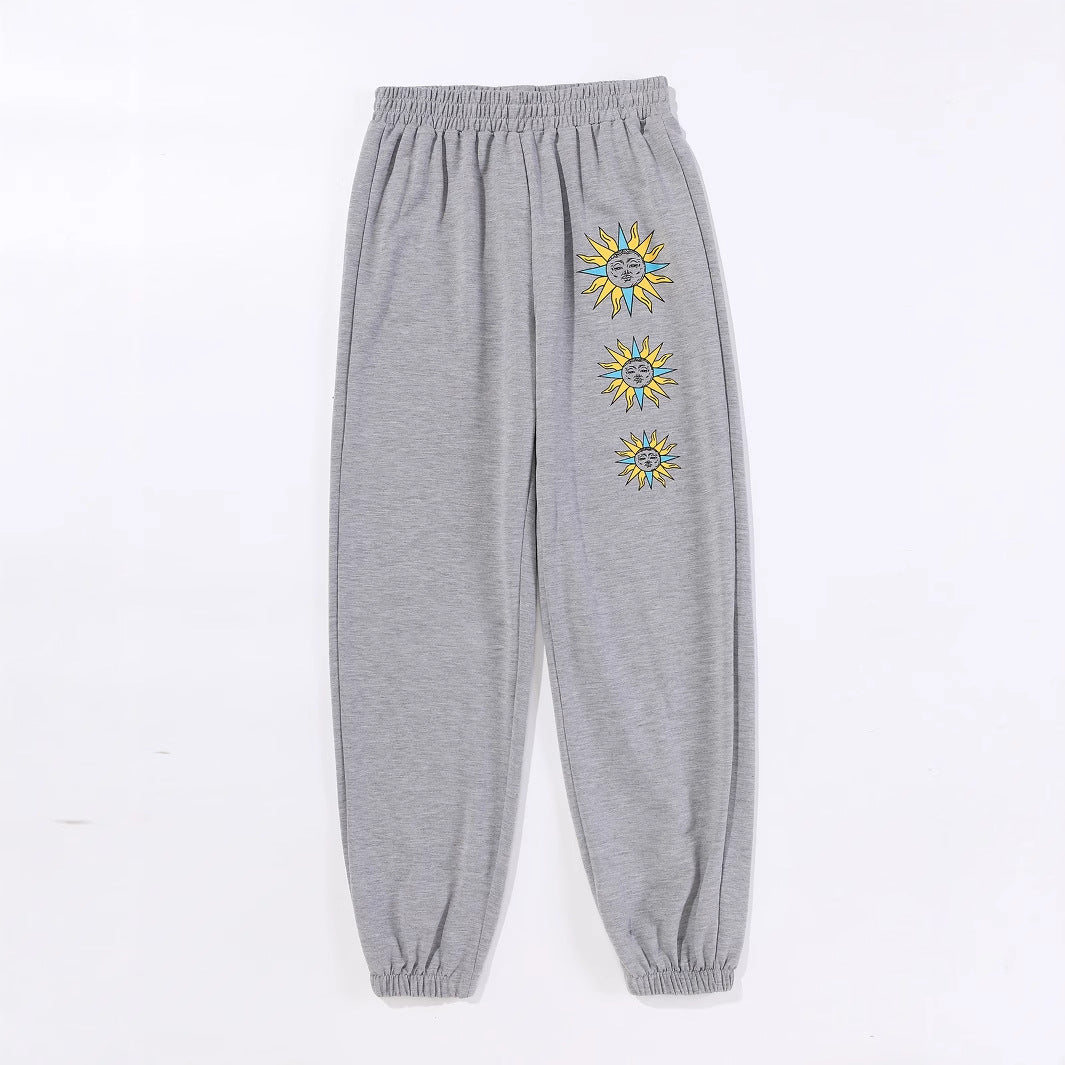 Kvinnors bekväma sweatpants med trendigt solmotiv Mirla-Eva Jonsson
