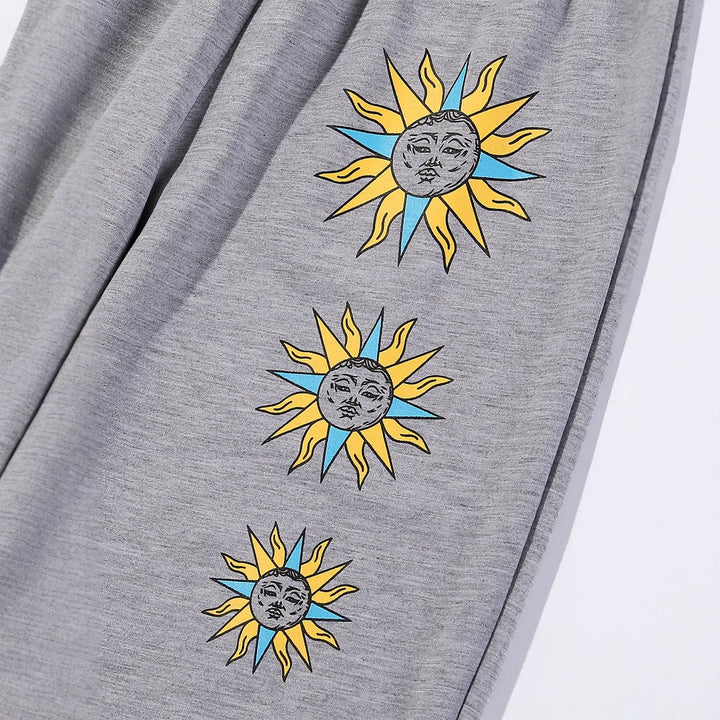 Kvinnors bekväma sweatpants med trendigt solmotiv Mirla-Eva Jonsson