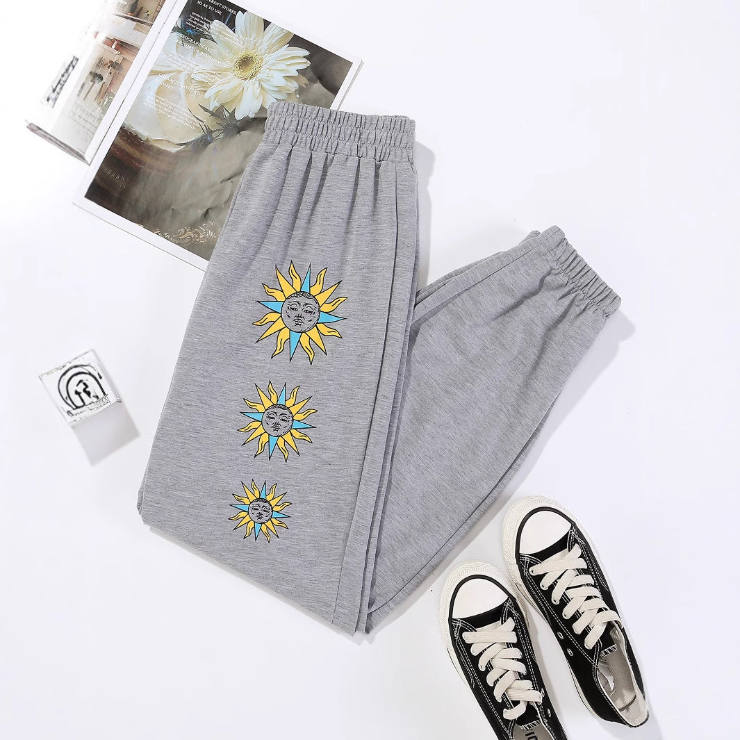 Kvinnors bekväma sweatpants med trendigt solmotiv Mirla-Eva Jonsson