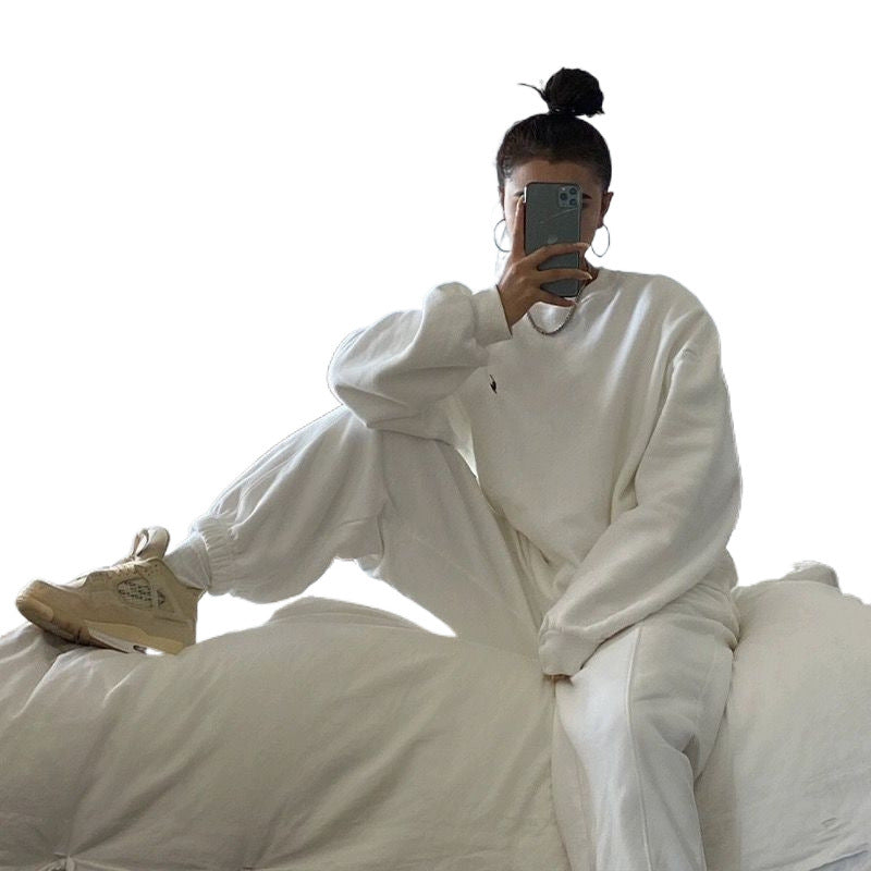 Kvinnors bekväma sweatshirt med praktiska fickor och elastisk midja Mirla-Eva Jonsson