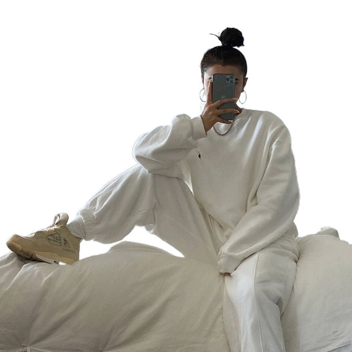 Kvinnors bekväma sweatshirt med praktiska fickor och elastisk midja Mirla-Eva Jonsson