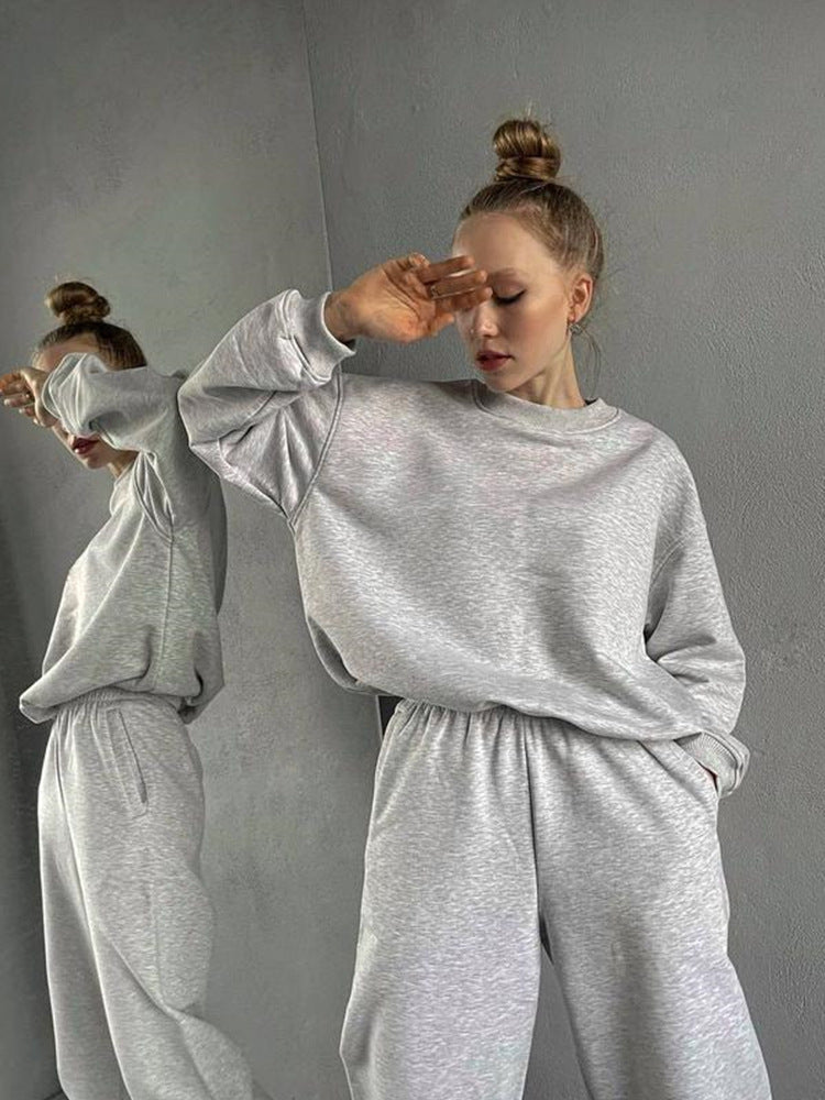 Kvinnors bekväma träningsdräkt med elastiskt midjeband och bekväm passform Mirla-Eva Jonsson