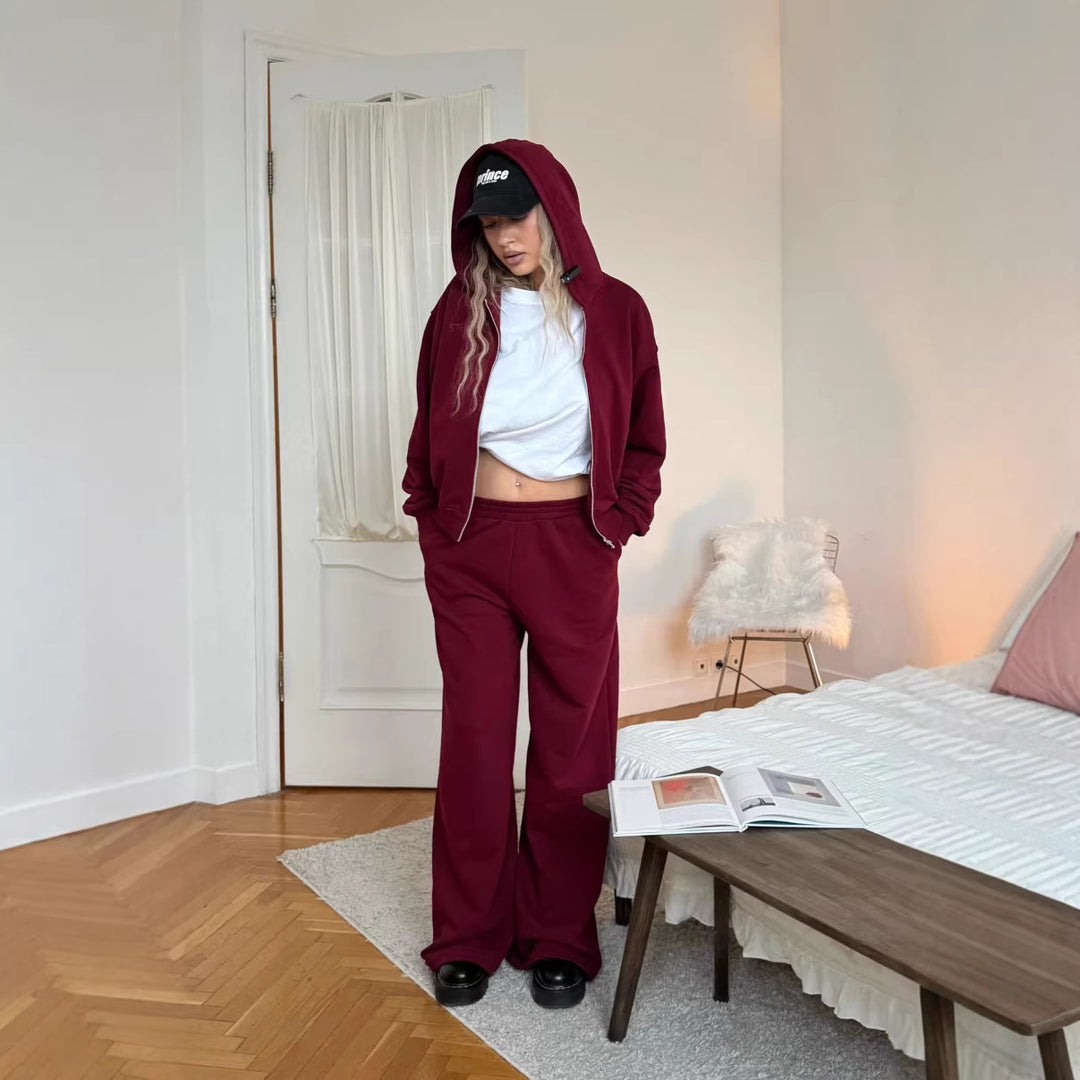 Kvinnors bekväma zip-hoodie med avslappnade vida byxor Mirla-Eva Jonsson
