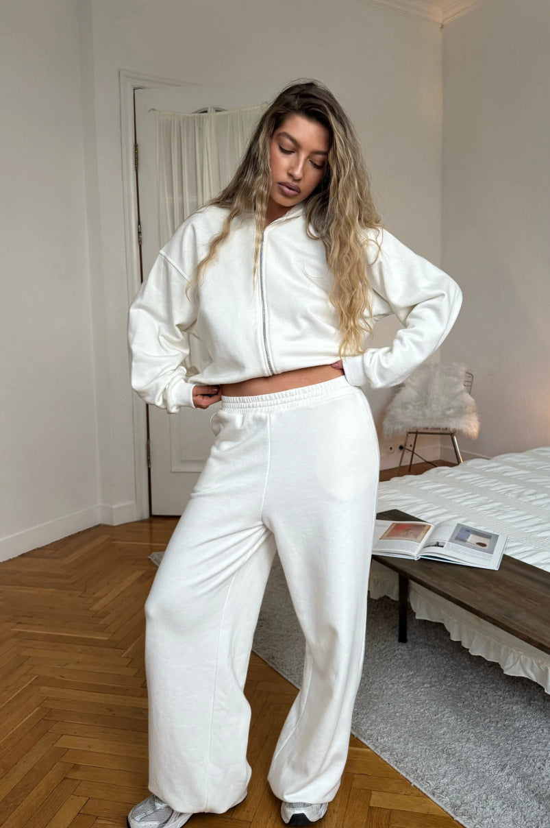 Kvinnors bekväma zip-hoodie med avslappnade vida byxor Mirla-Eva Jonsson