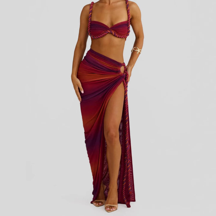 Kvinnors bikini set med elegant wrap tyg och artistiska snörningsdetaljer-Eva Jonsson