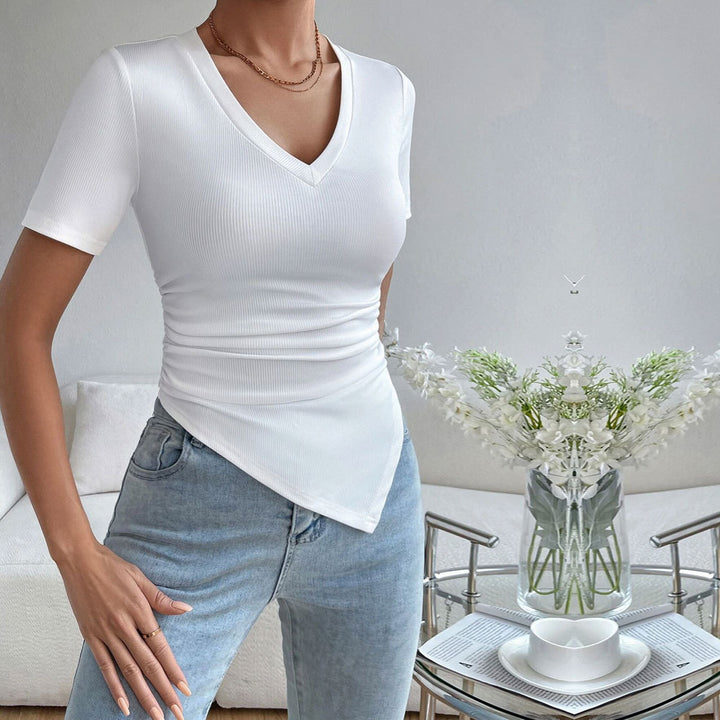 Kvinnors bodysuit med elegant V-hals och rynkning Mirla-Eva Jonsson