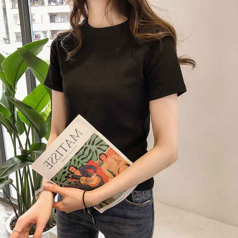 Kvinnors bomull T-shirt med modern rund hals och bekväm passform-Eva Jonsson