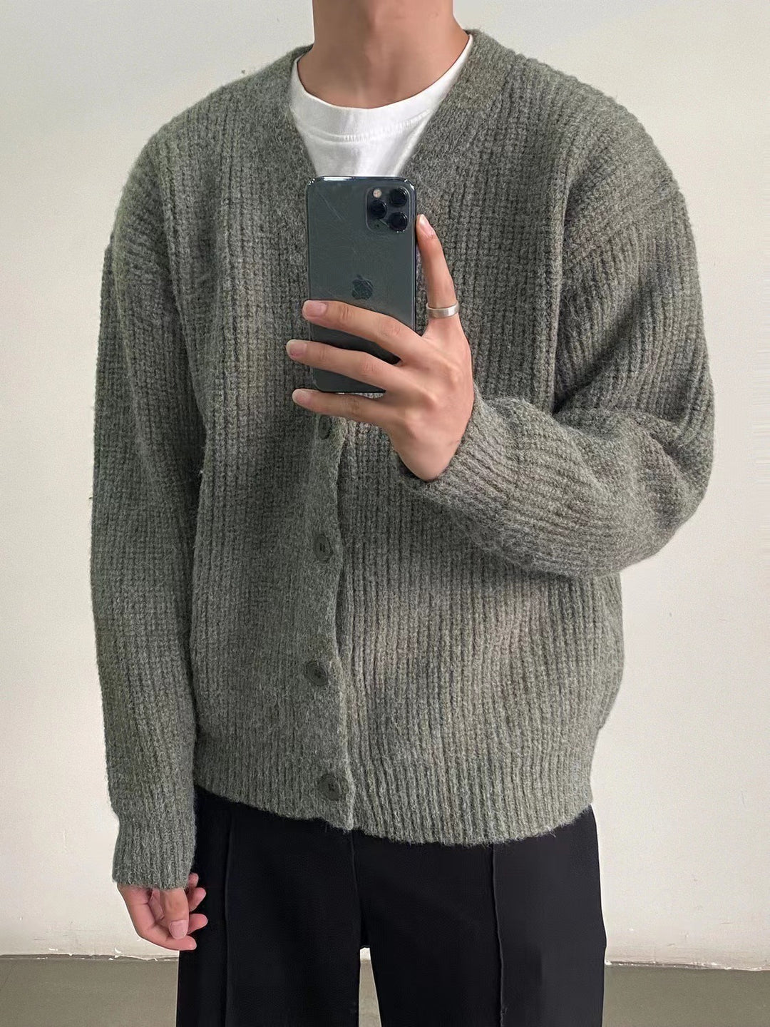 Kvinnors cardigan i mjuk bomullsblandning med elegant knäppning Mirla-Eva Jonsson