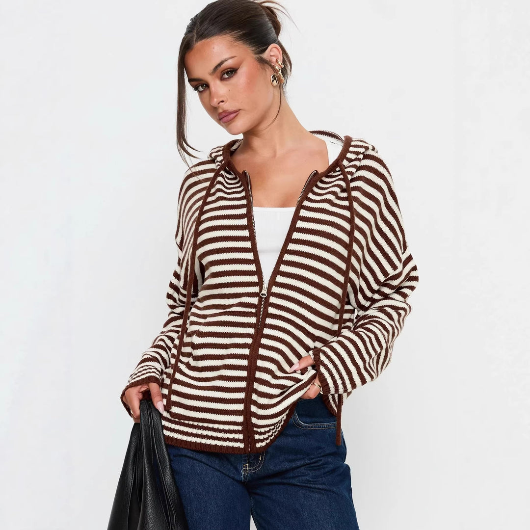 Kvinnors cardigan i randig design med högkvalitativ dragkedja och avslappnad passform-Eva Jonsson