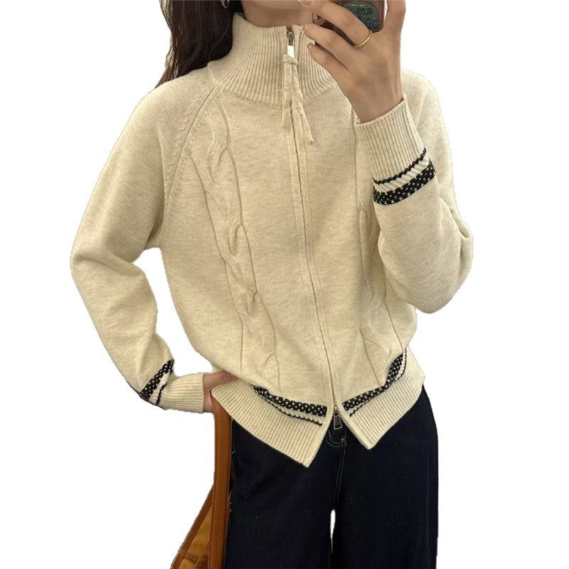 Kvinnors cardigan med elegant dragkedja och texturerat kabelmönster Mirla-Eva Jonsson