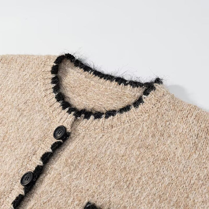 Kvinnors cardigan med fickor och kontrasterande detaljer Mirla-Eva Jonsson