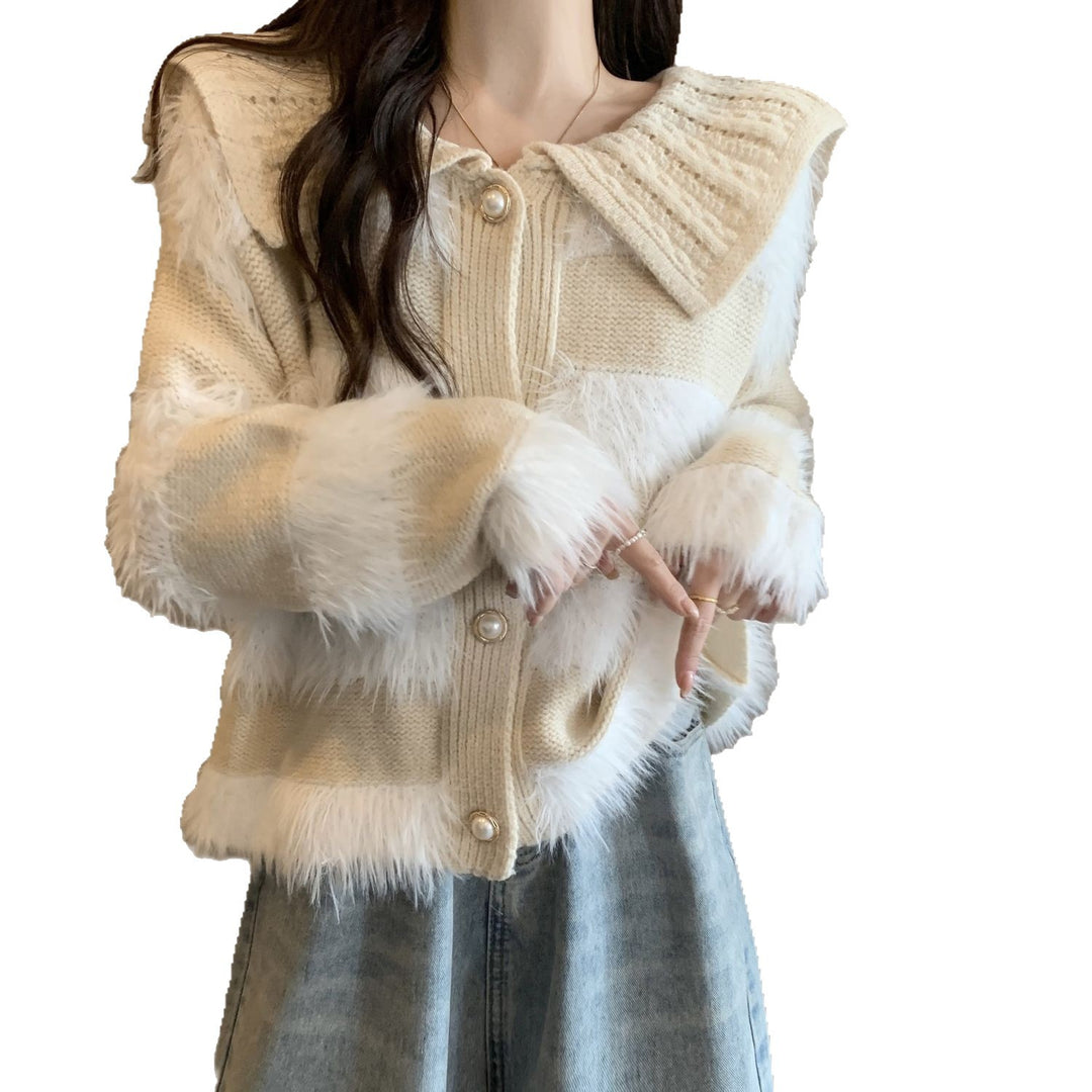 Kvinnors cardigan med flätad krage och faux fur-applikationer Mirla-Eva Jonsson