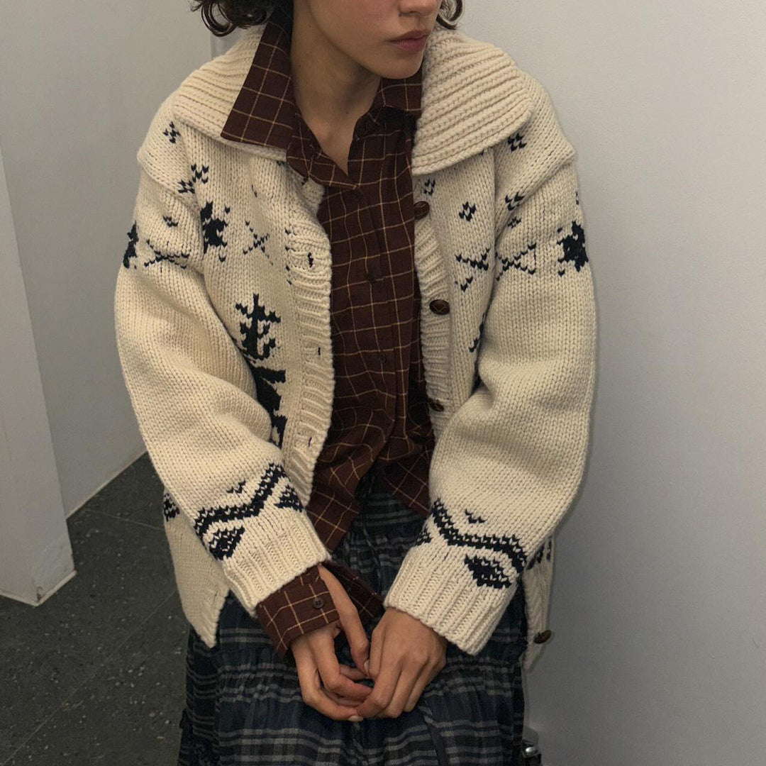 Kvinnors cardigan med grafiskt mönster Mirla-Eva Jonsson
