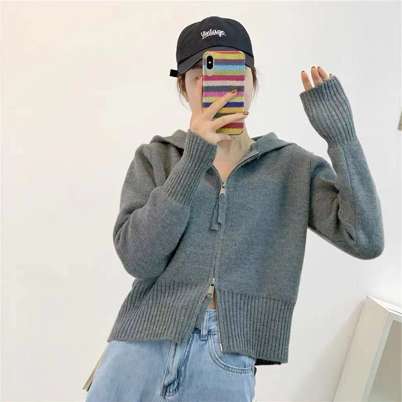 Kvinnors cardigan med modern huva och dragkedja Mirla-Eva Jonsson