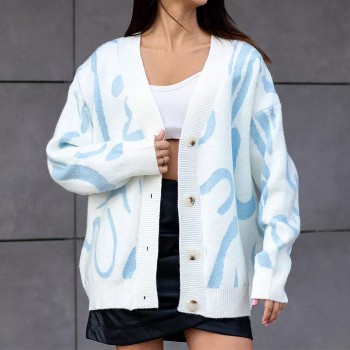 Kvinnors cardigan med modern mönster och eleganta knappar-Eva Jonsson