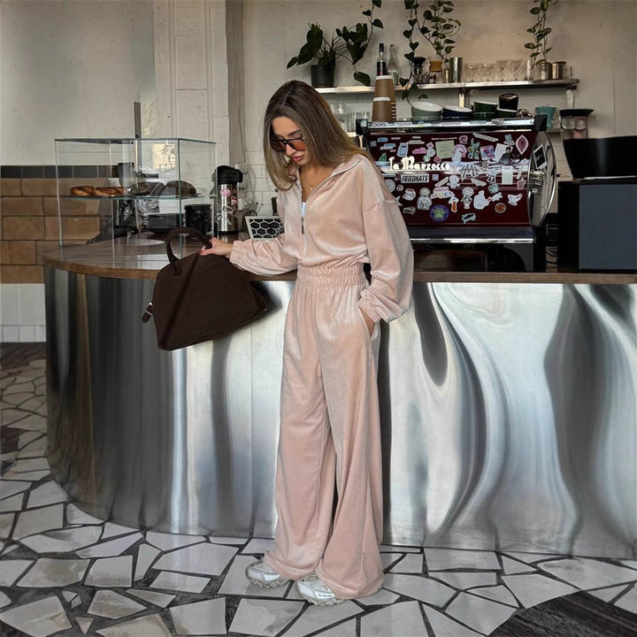 Kvinnors casual fleece jumpsuit med hög krage och praktisk dragkedja Mirla-Eva Jonsson