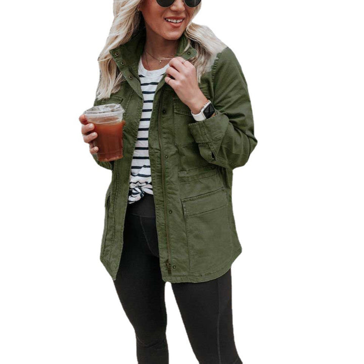 Kvinnors casual utility jacka med praktiska fickor och justerbar stay Mirla-Eva Jonsson
