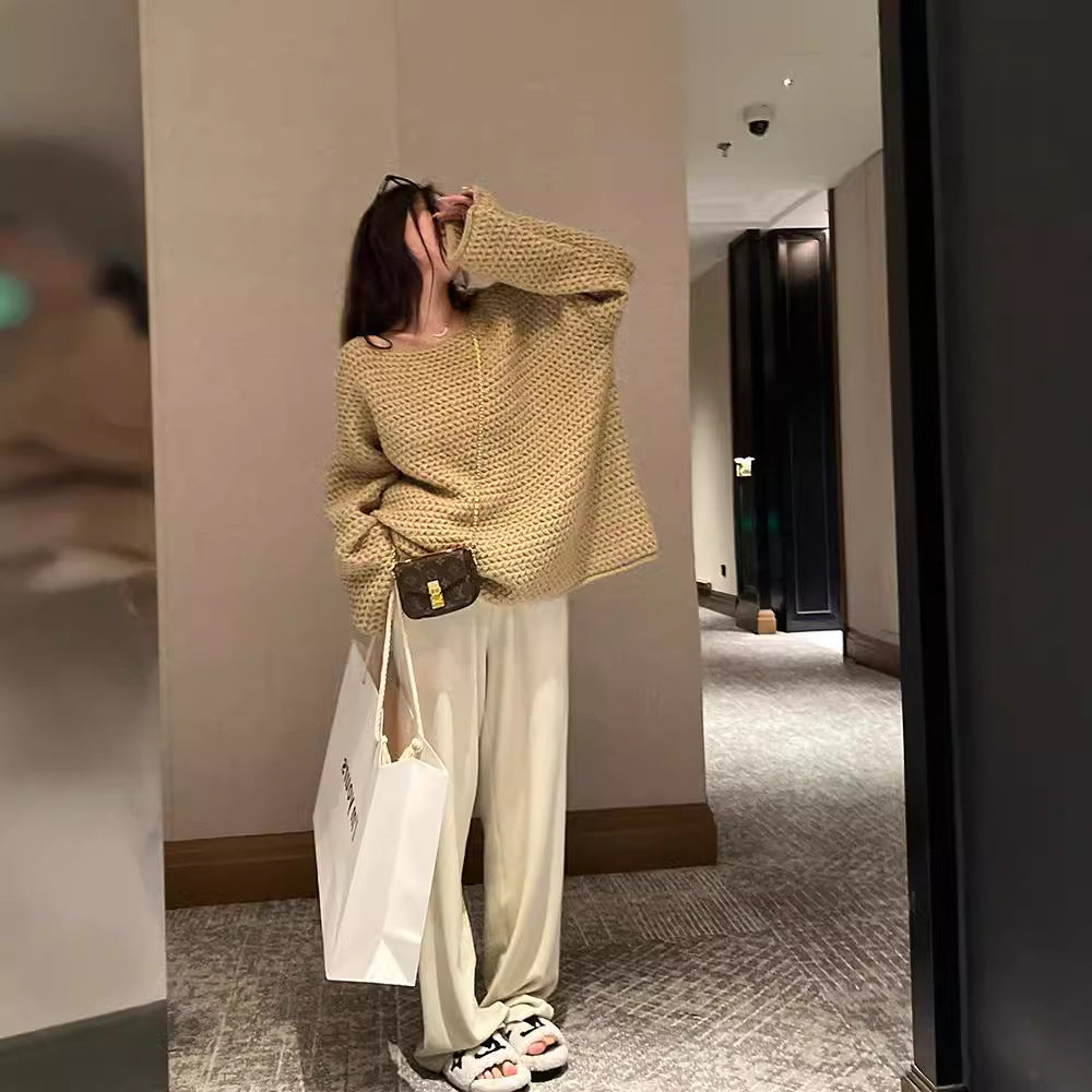 Kvinnors chunky knit oversize tröja med bred passform Mirla-Eva Jonsson