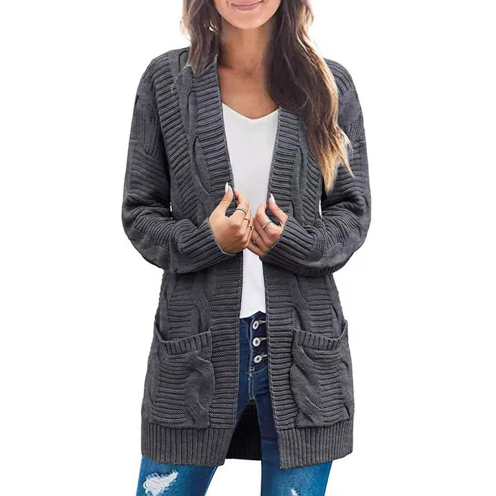 Kvinnors chunky stickad cardigan med fickor och texturerad sömnad utseende Mirla-Eva Jonsson
