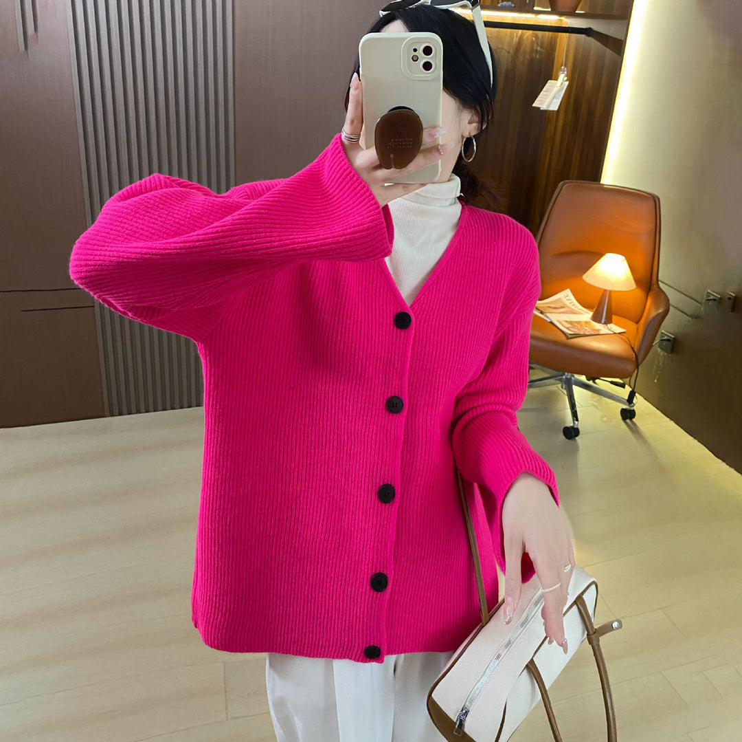 Kvinnors chunky stickad cardigan med långa ärmar och en avslappnad passform Mirla-Eva Jonsson