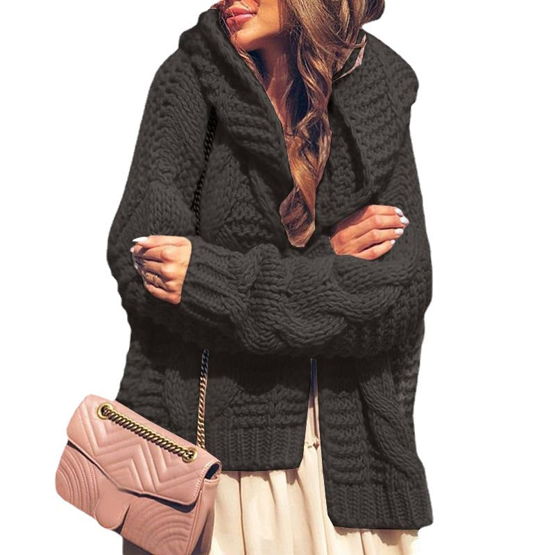 Kvinnors chunky stickad cardigan med voluminösa ärmar och modern design Mirla-Eva Jonsson