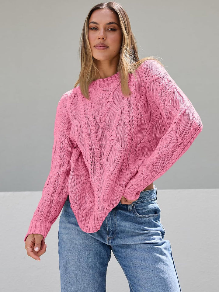 Kvinnors chunky stickad tröja med kabeldesign Mirla-Eva Jonsson