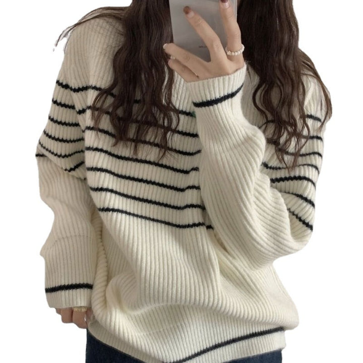 Kvinnors chunky stickad tröja med randig design och avslappnad passform Mirla-Eva Jonsson