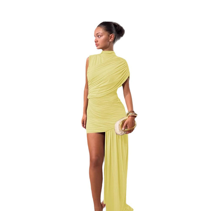 Kvinnors couture mini klänning med asymmetrisk skärning och rynkor Mirla-Eva Jonsson