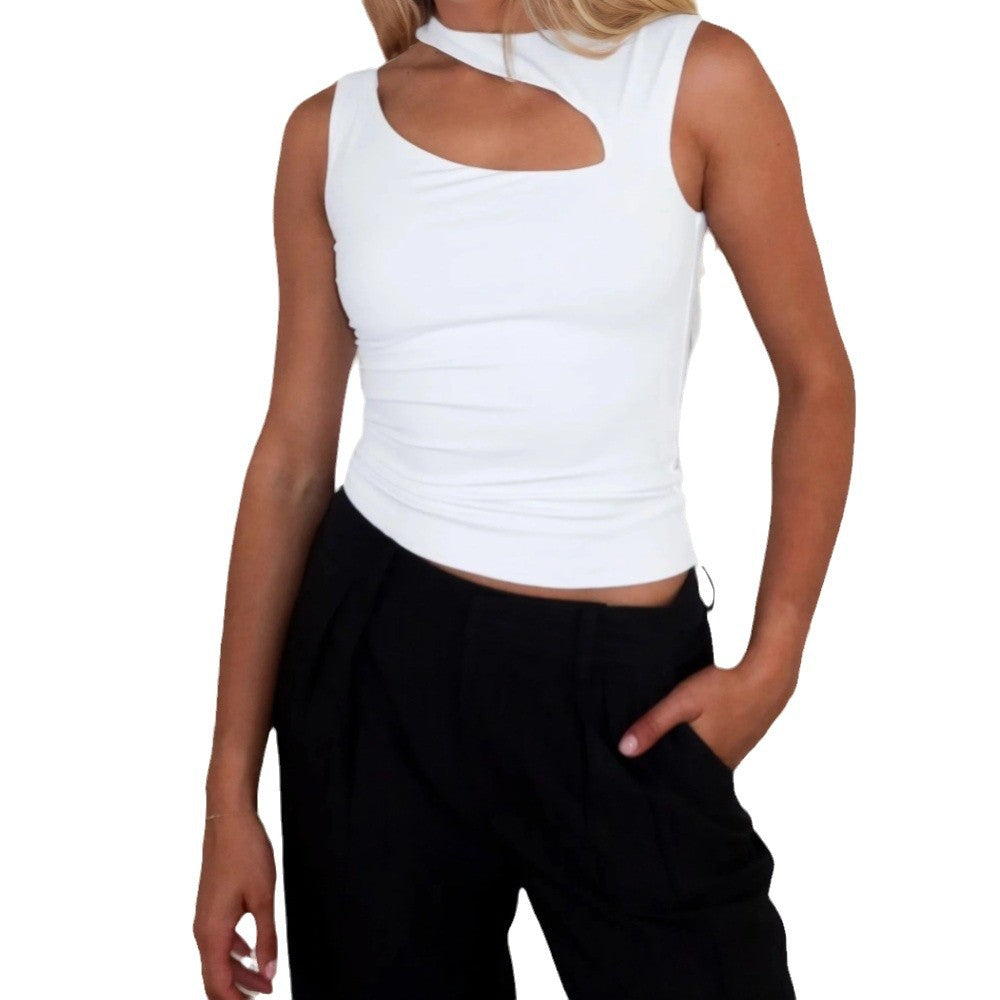 Kvinnors crop top med asymmetrisk halsringning och figurskapande silhuett Mirla-Eva Jonsson