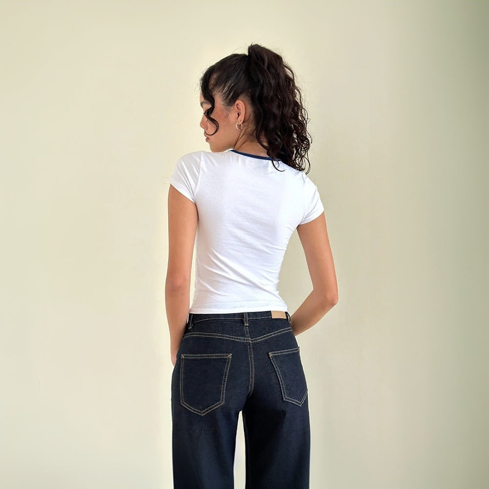 Kvinnors crop top med dekorativ nyckelhålsringning och elastisk nederkant Mirla-Eva Jonsson