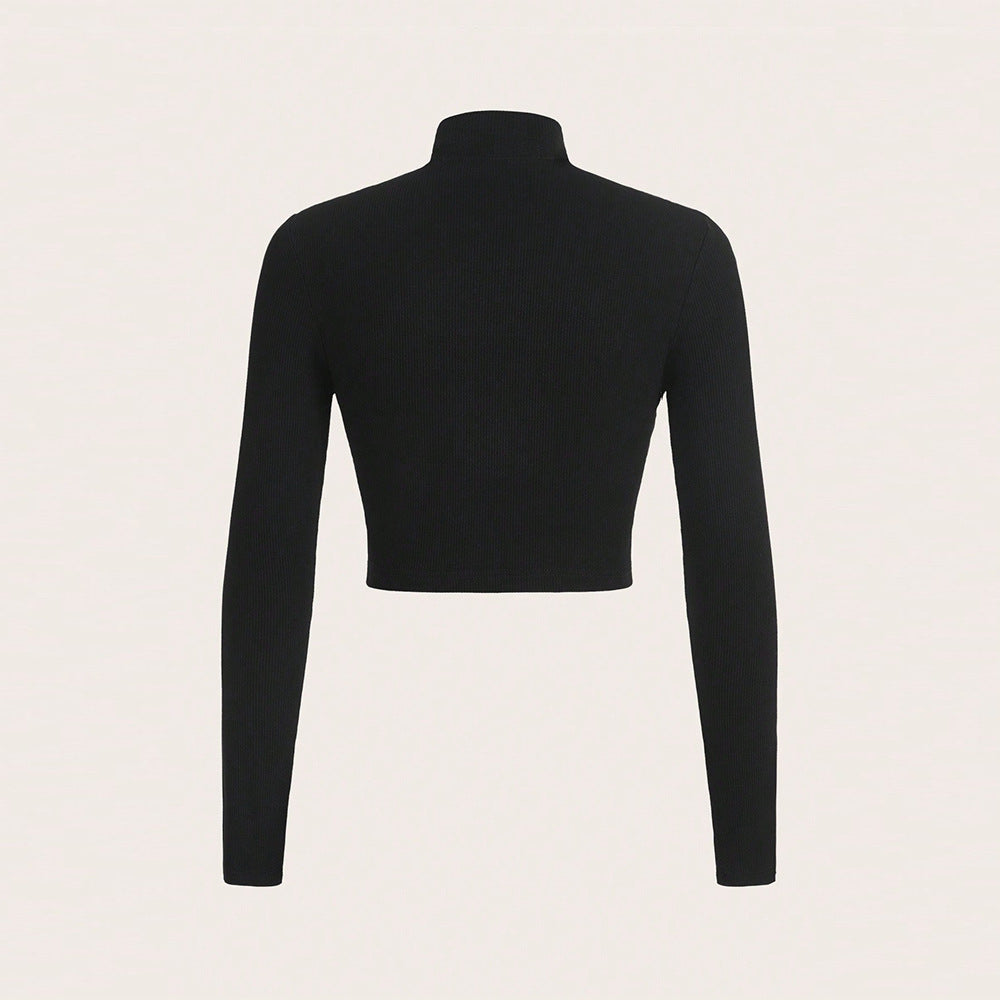 Kvinnors crop top med hög halsdesign och sofistikerad skärning Mirla-Eva Jonsson